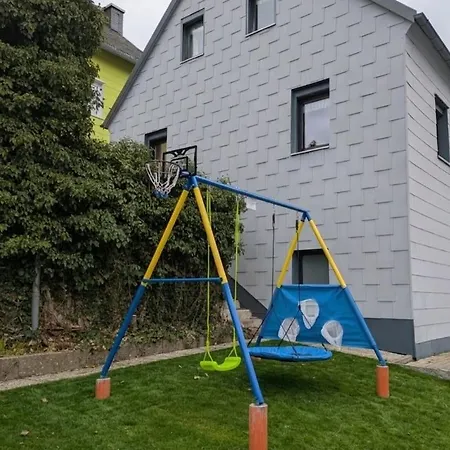 Haus Ella Casa de Férias *